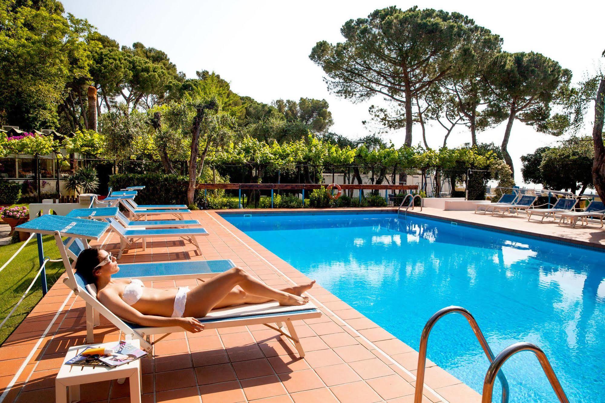Hotel Eden Park Diano Marina Zewnętrze zdjęcie